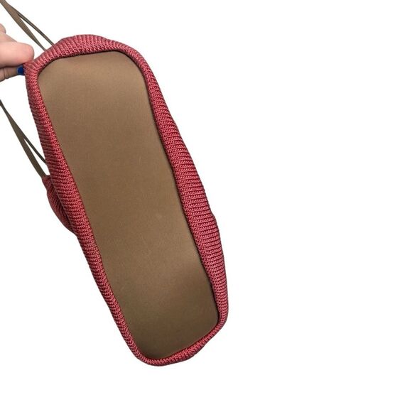 The Sak Dual Strap Magnetic Closure Rose Color Crochet Raffia Hobo Purse - Picture 5 of 6